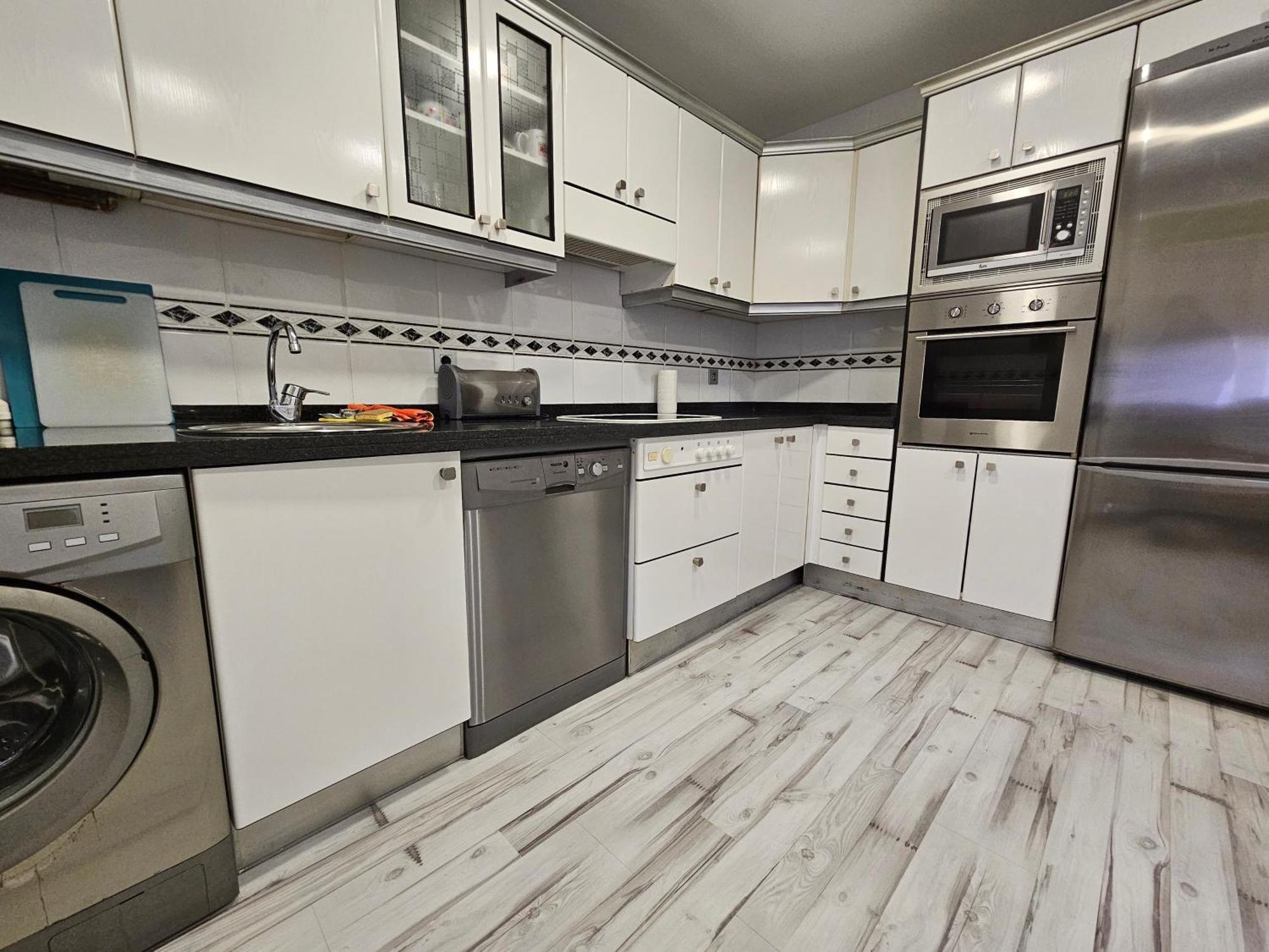 127A Apartamento 3 Habitaciones Cerca De La Playa Хихон Экстерьер фото